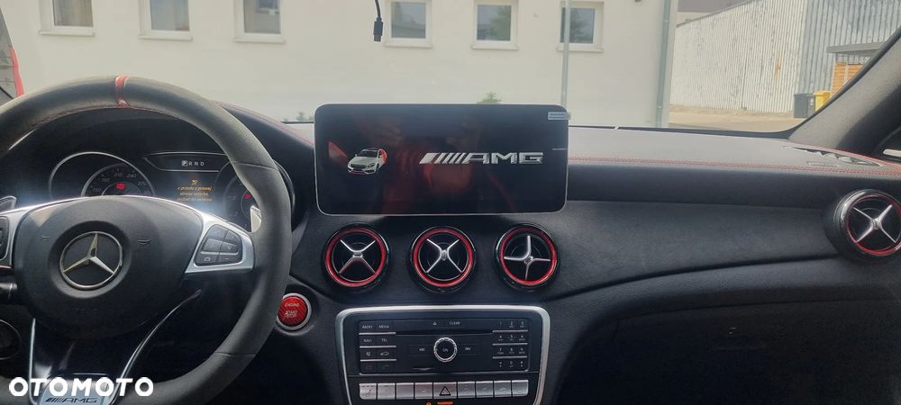 Mercedes-Benz CLA AMG 45 4Matic AMG Speedshift DCT 7G - 31