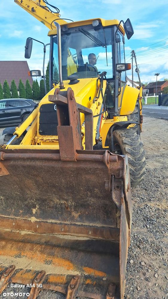 New Holland LB 110 - 5