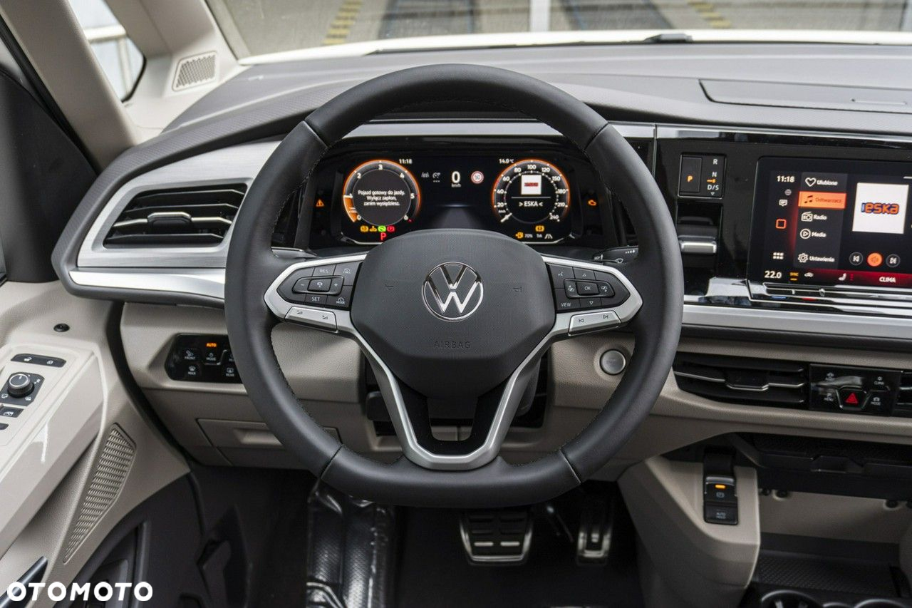 Volkswagen Multivan - 19