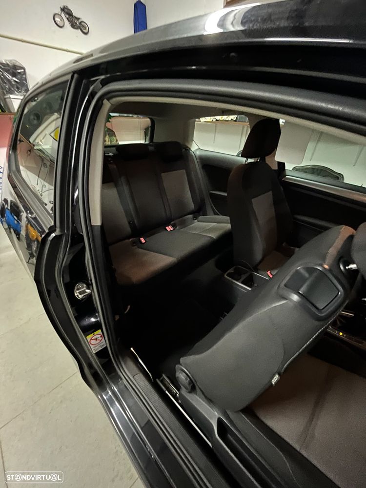 VW Golf 1.2 TSI BlueMotion Trendline - 16
