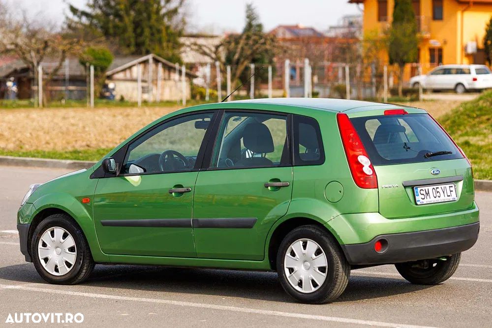 Ford Fiesta 1.3i Comfort - 1