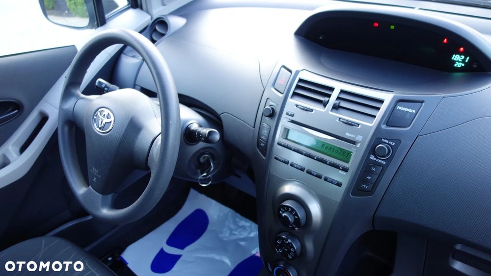 Toyota Yaris 1.33 Luna - 31