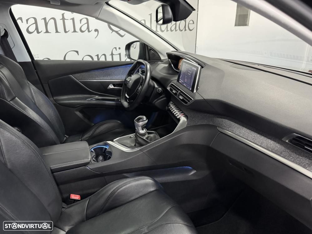 Peugeot 5008 1.6 HDi Allure J18 - 36