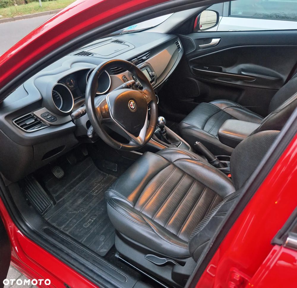 Alfa Romeo Giulietta 1.4 TB MultiAir Distinctive - 4
