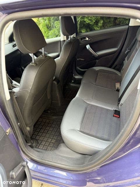 Peugeot 208 1.2 PureTech Allure S&S - 10