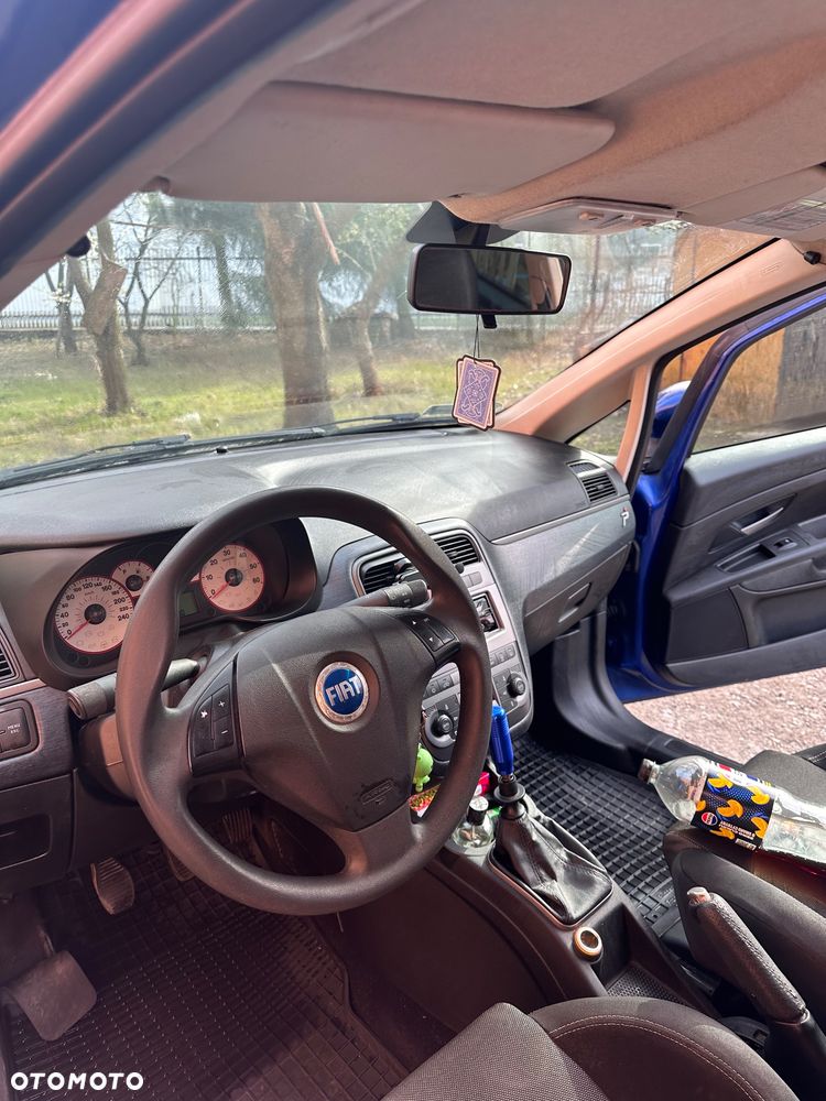 Fiat Grande Punto - 17