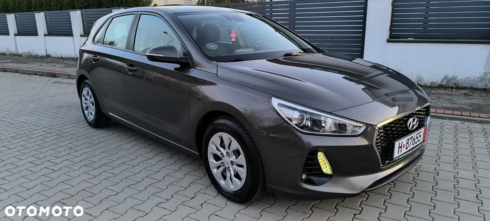 Hyundai i30 blue Kombi 1.6 CRDi Passion - 26