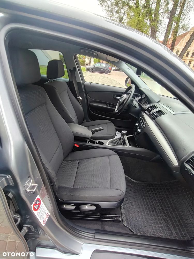 BMW Seria 1 - 10