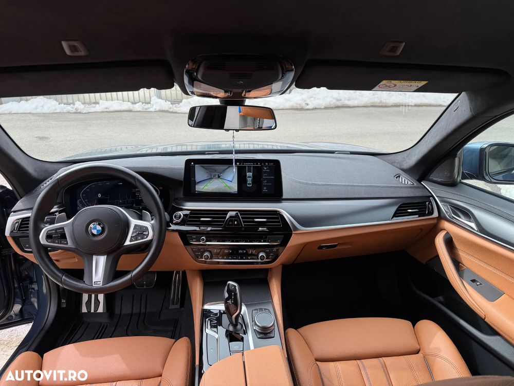 BMW Seria 5 530d AT MHEV - 12