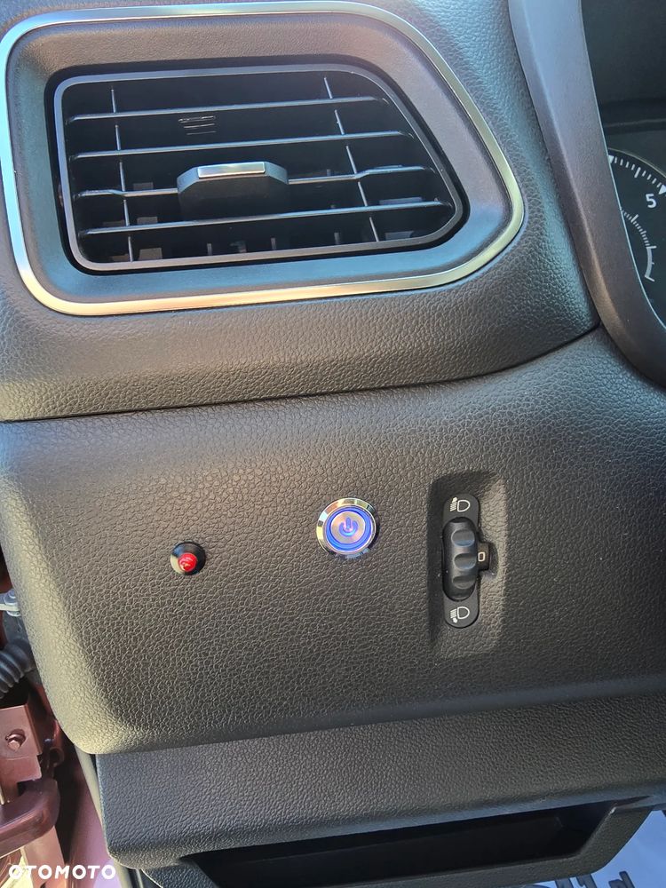 Renault Master Koniowóz - 34