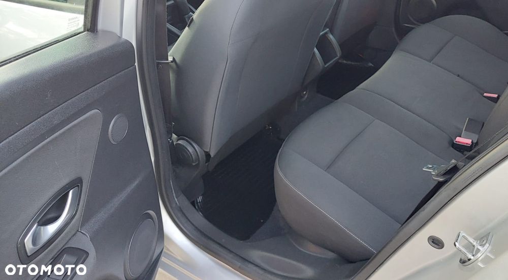 Renault Megane 1.6 16V 110 Dynamique - 23
