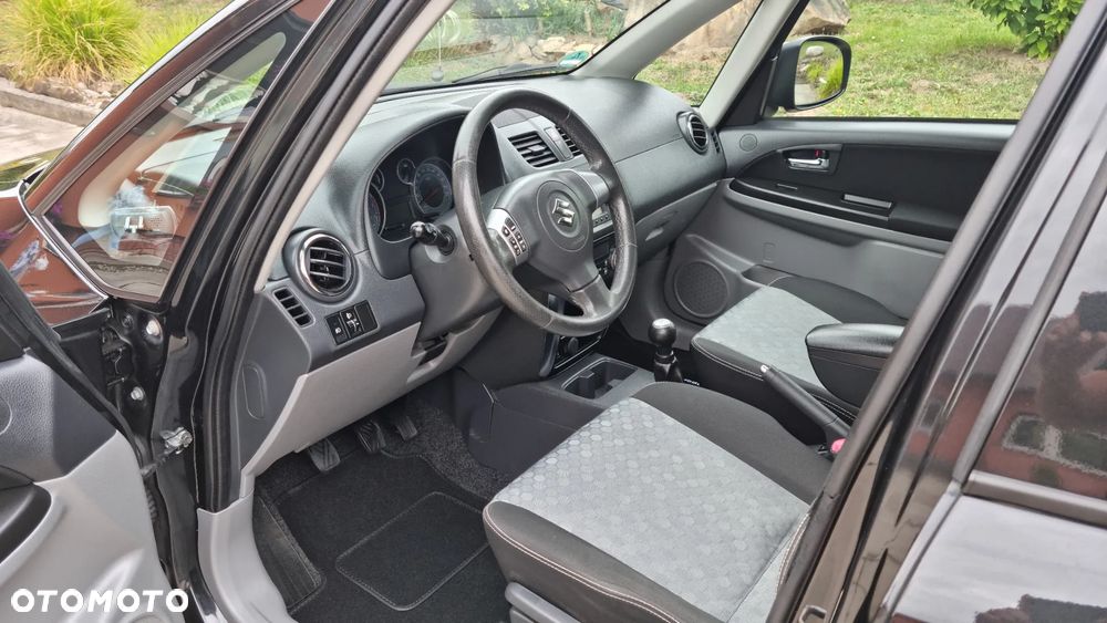 Suzuki SX4 1.6 VVT 4x4 Style - 6
