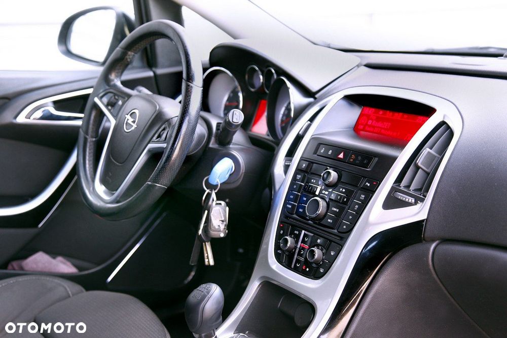 Opel Astra IV 1.4 T Enjoy - 12