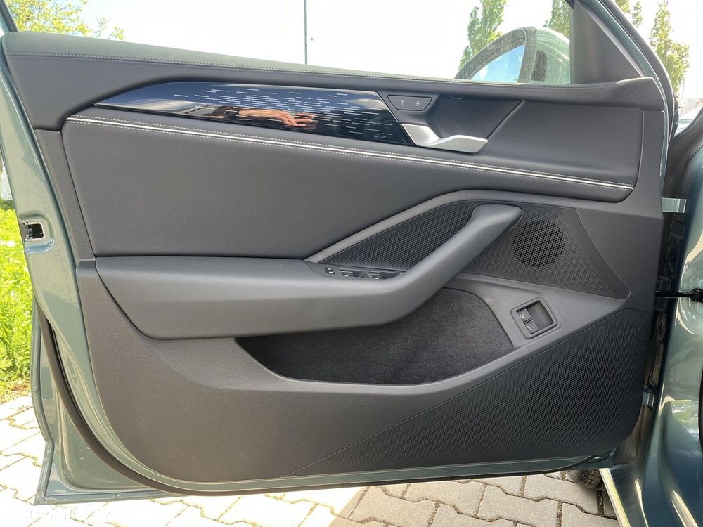 Volkswagen Passat - 19