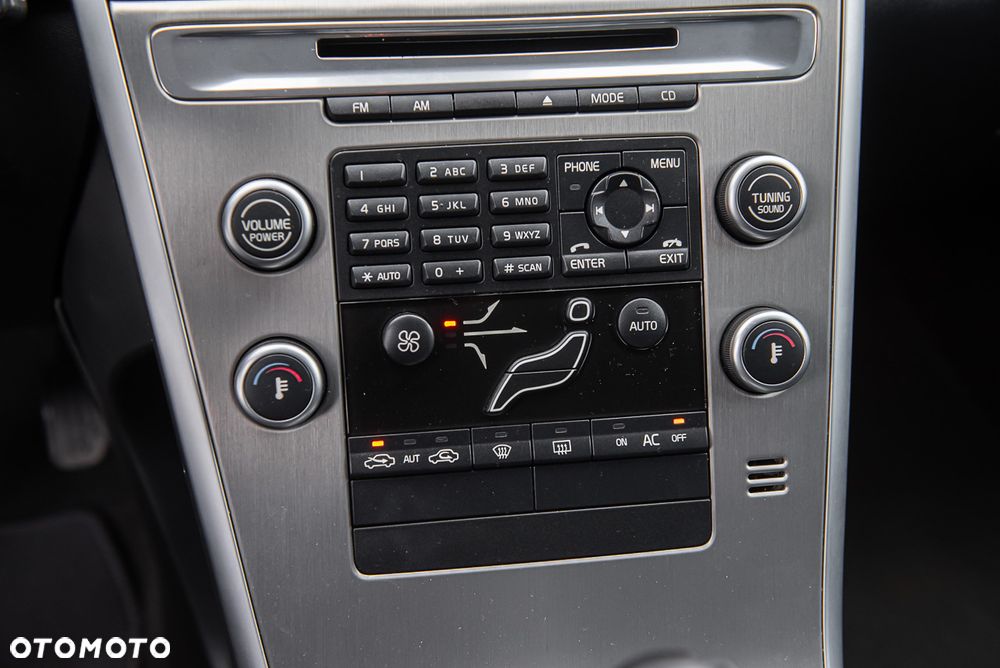 Volvo XC 60 2.4D DRIVe Summum - 23