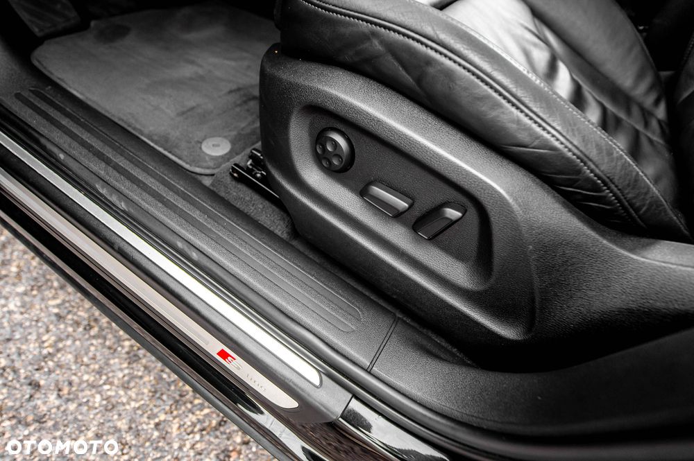 Audi Q5 3.2 FSI Quattro S tronic - 27