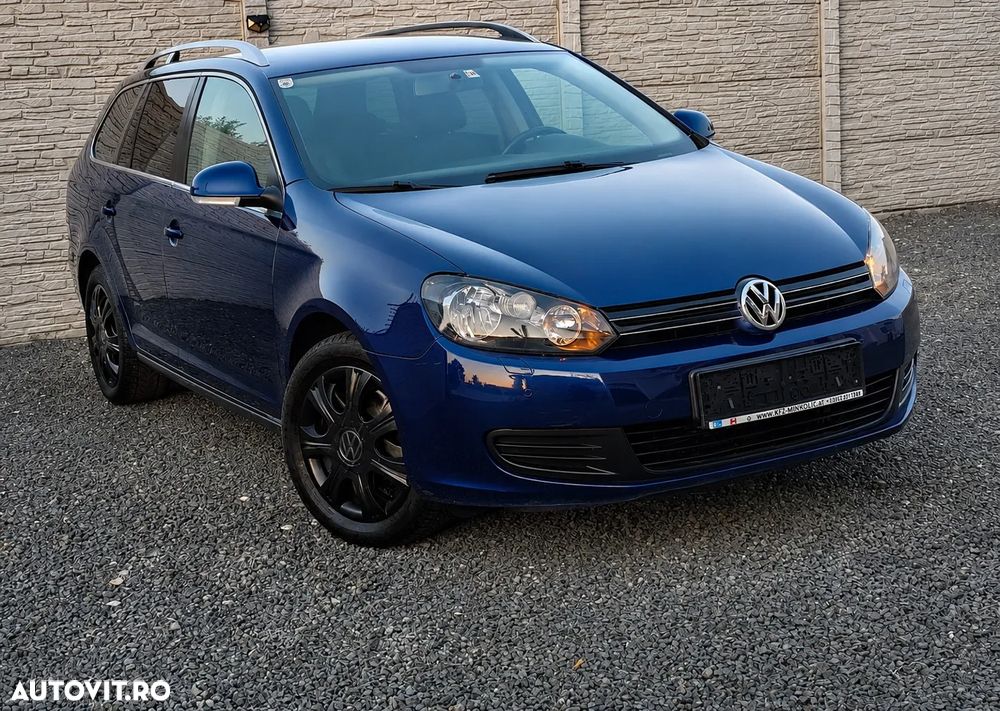 Volkswagen Golf - 2