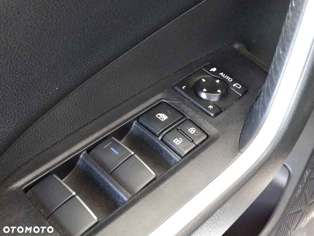 Toyota RAV4 - 15