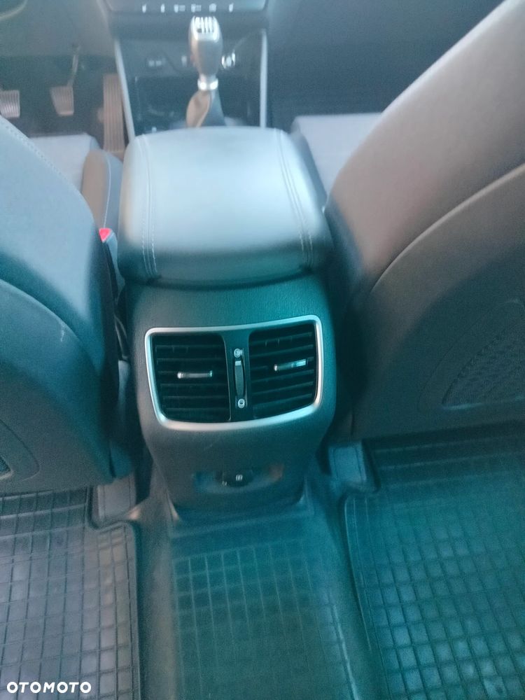Hyundai Tucson 1.6 GDi Comfort 2WD - 30