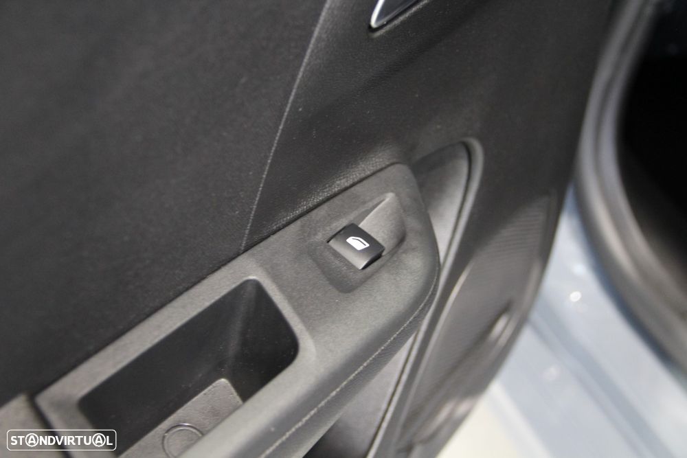 Opel Corsa 1.2 T GS - 26