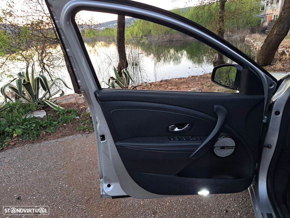 Renault Mégane 1.6 dCi Bose Edition SS - 16