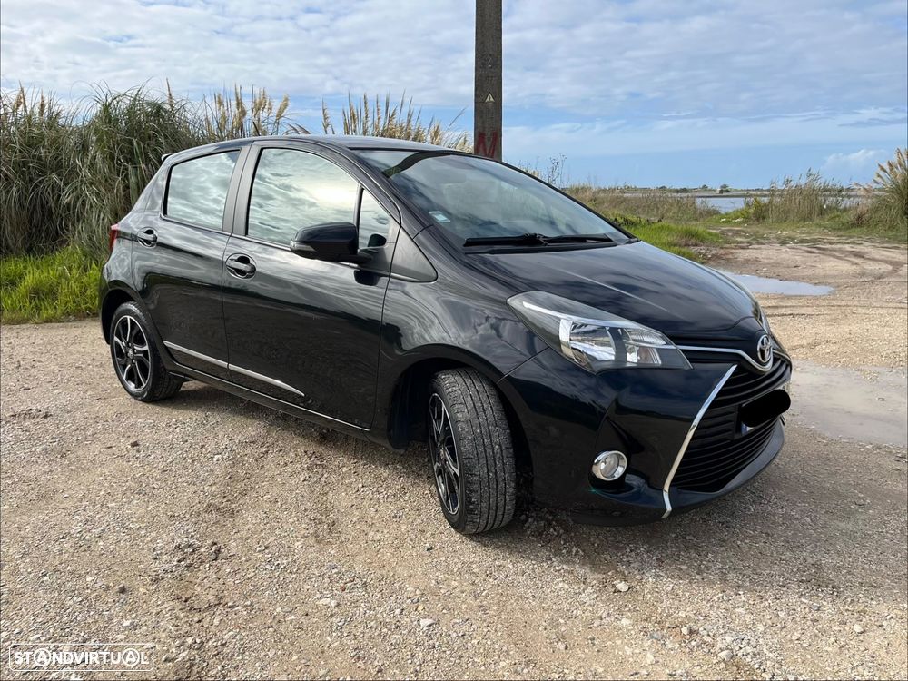 Toyota Yaris 1.0 VVT-i Comfort+P.Style - 2