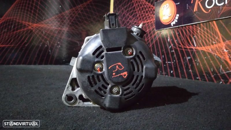 Alternador Toyota Avensis (_T25_) - 3