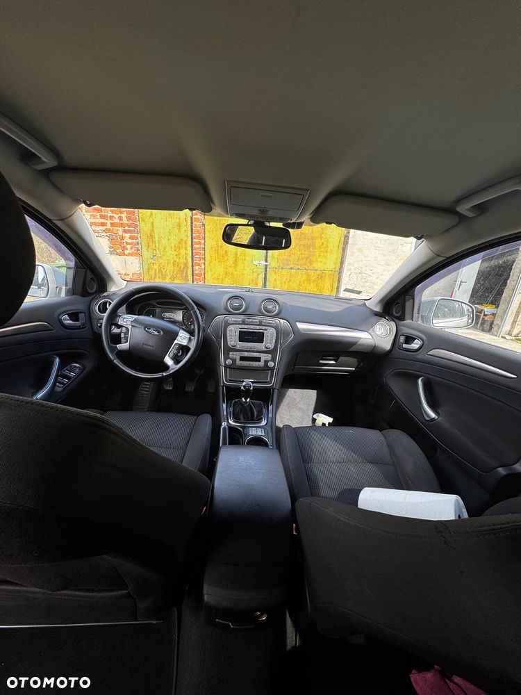 Ford Mondeo 2.0 TDCi Titanium - 10