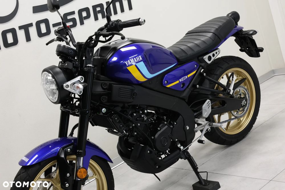 Yamaha XSR - 11