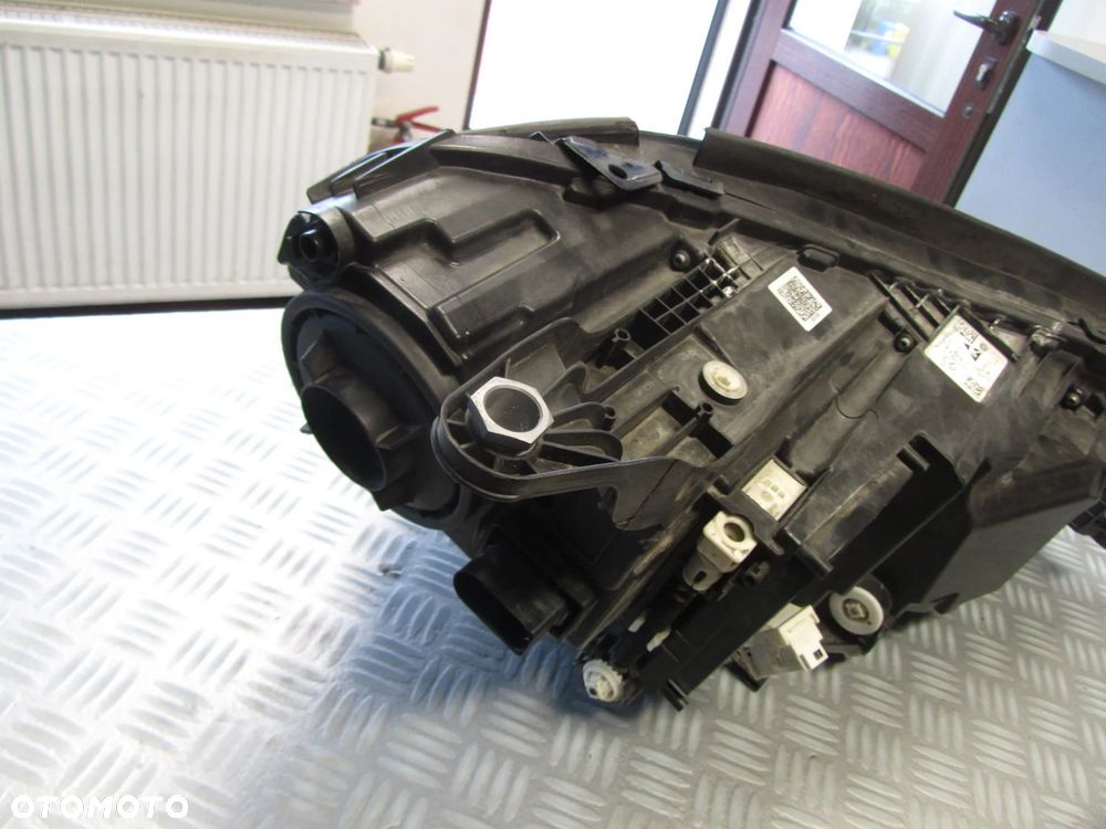 lampa 1679064104 - 9