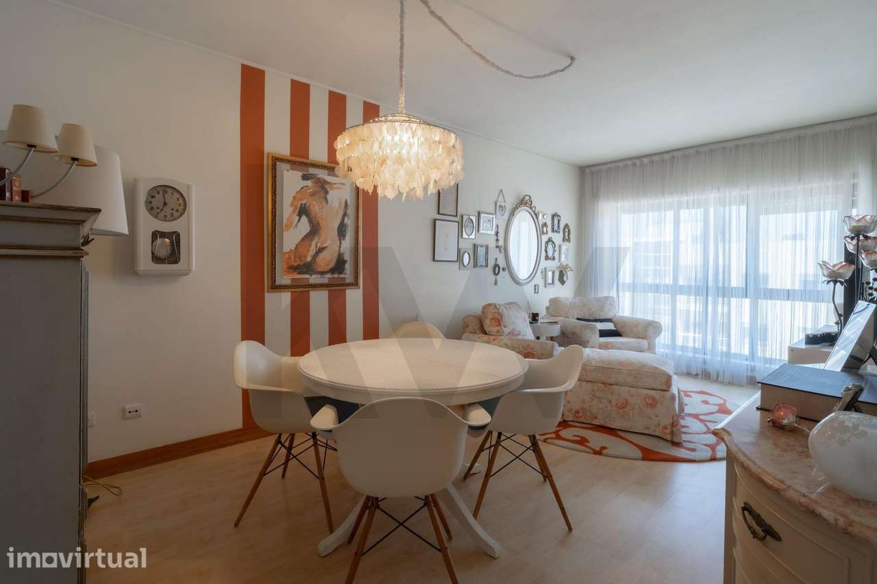 **Apartamento T1+1 com garagem na Senhora da Hora, Matosinhos** - Grande imagem: 2/28