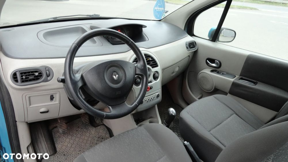 Renault Modus - 11