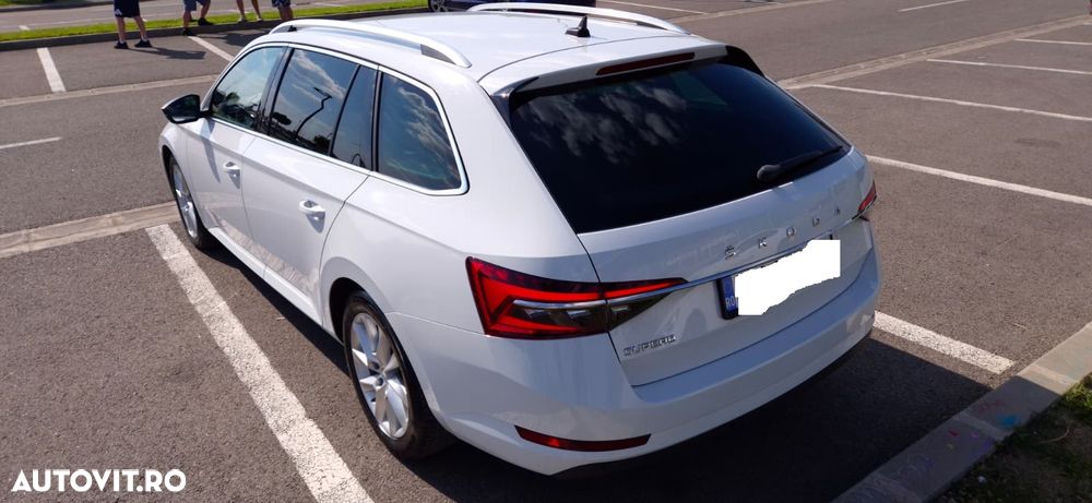 Skoda Superb 2.0 TDI DSG Premium Edition - 4