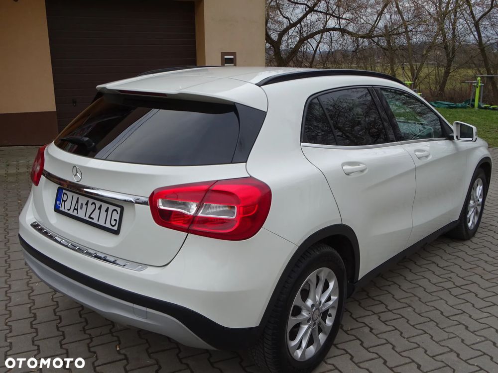 Mercedes-Benz GLA 180 (CDI) d - 13