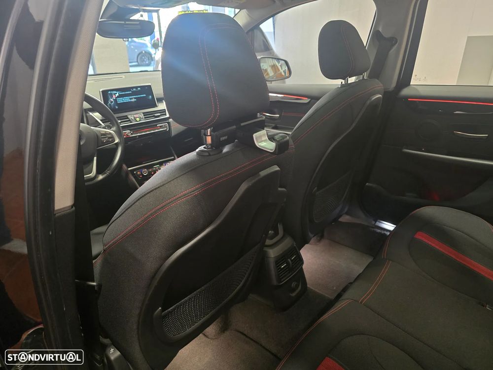 BMW 218 Active Tourer d Aut. Sport Line - 42