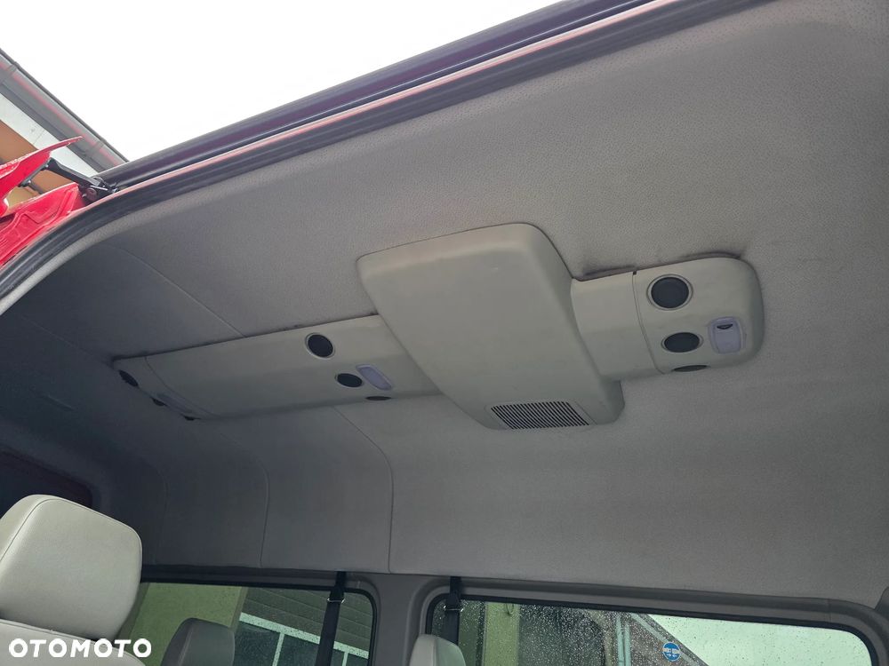 Mercedes-Benz Sprinter - 8
