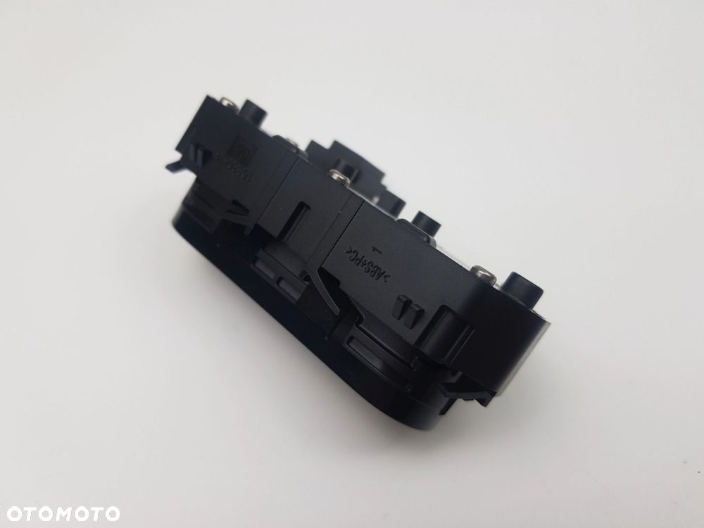 NOWY Przełącznik Panel sterowania fotela Mercedes w907 Sprinter A9079059202 - 6
