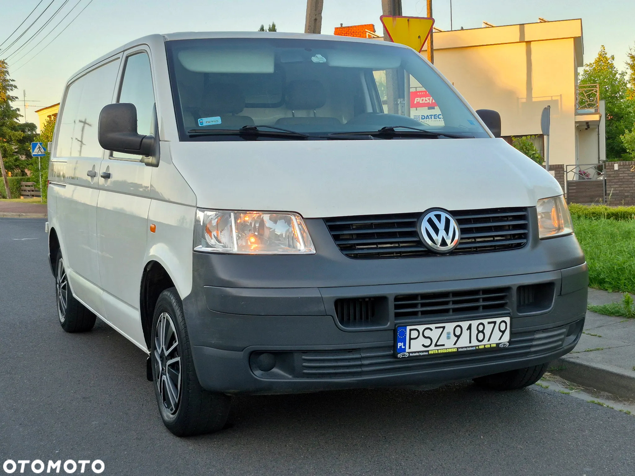Volkswagen T5 1.9 TDI 105km. - 4
