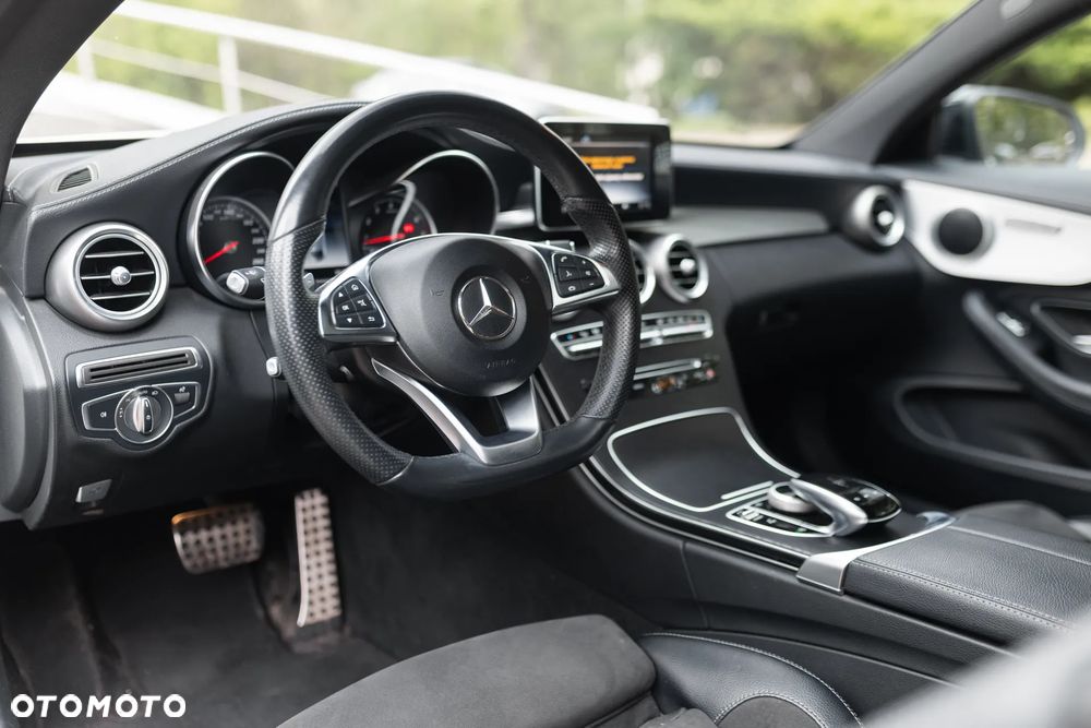 Mercedes-Benz Klasa C 200 4-Matic 9G-Tronic - 15