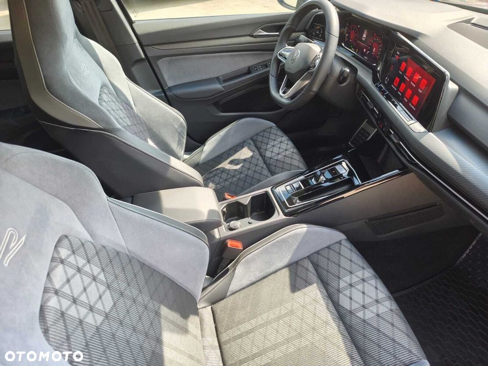 Volkswagen Golf Variant 1.5 eTSI EVO R-Line DSG - 19