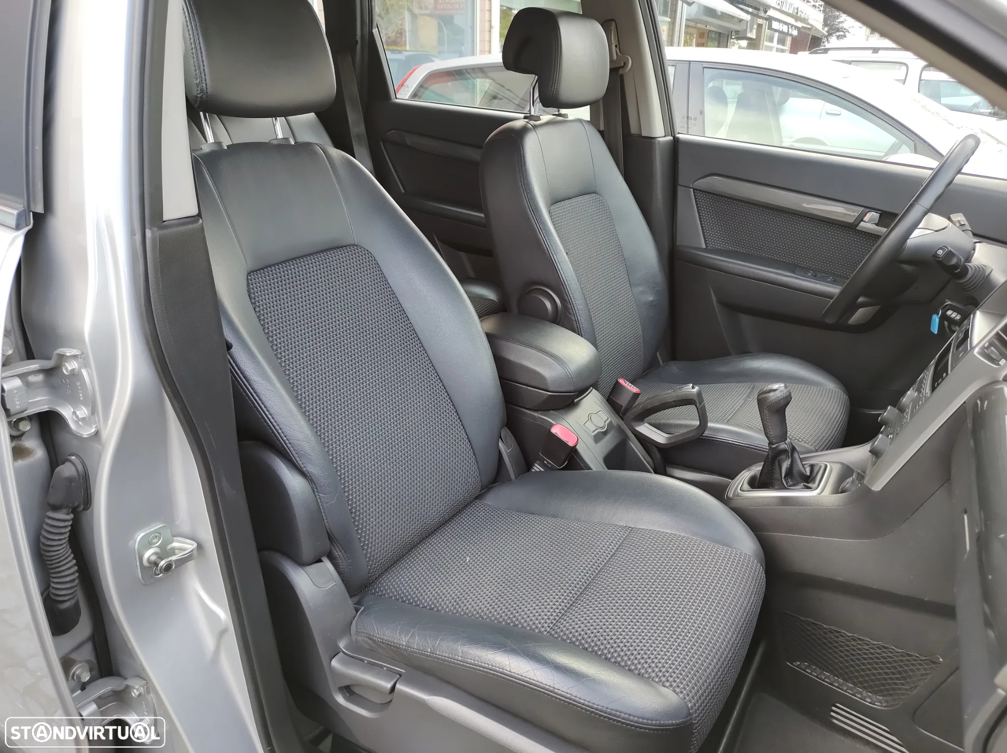 Chevrolet Captiva 2.0 VCDi Seven 7L - 19