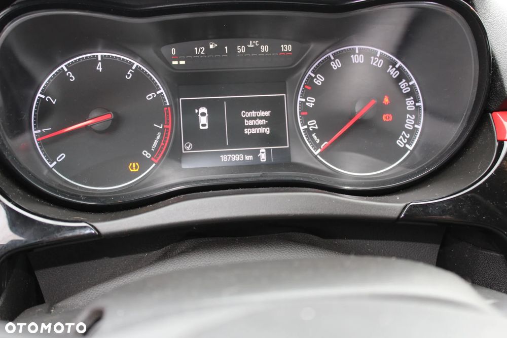 Opel Corsa 1.4 Turbo (ecoFLEX) Start/Stop Innovation - 11