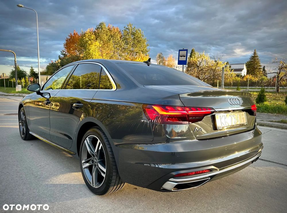 Audi A4 Limousine 35 TFSI mHEV Advanced S tronic - 2