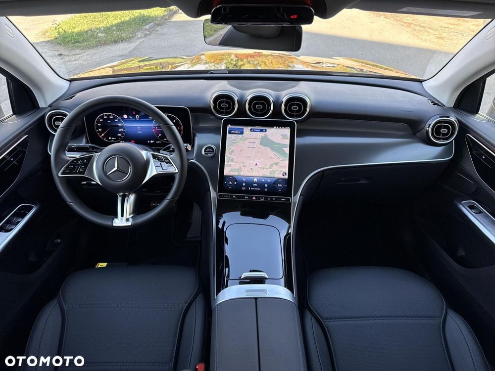 Mercedes-Benz GLC - 22