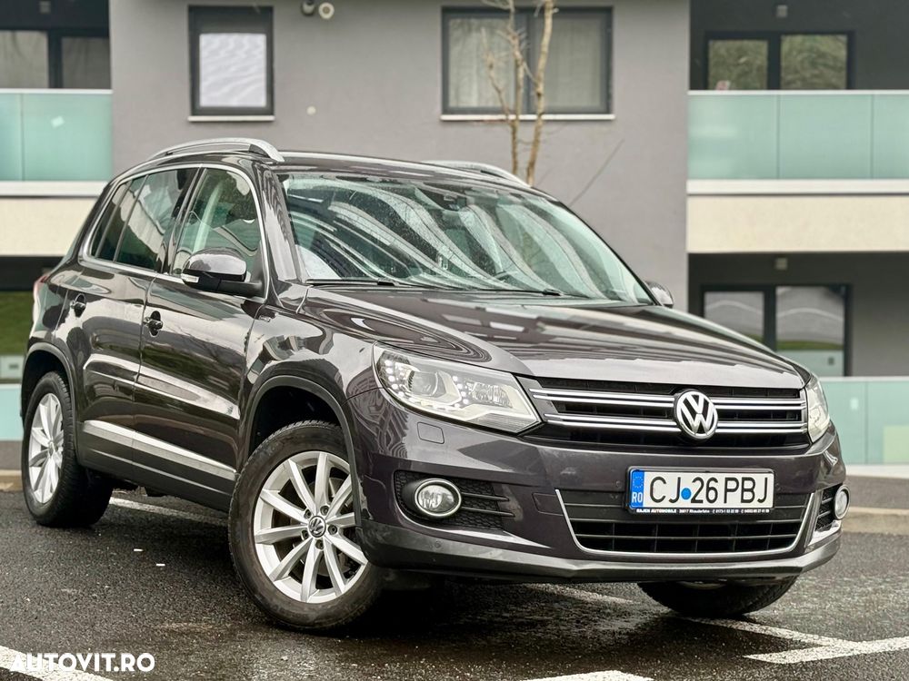 Volkswagen Tiguan 2.0 TDI DPF 4Motion BlueMotion Technology DSG Lounge Sport & Style - 2