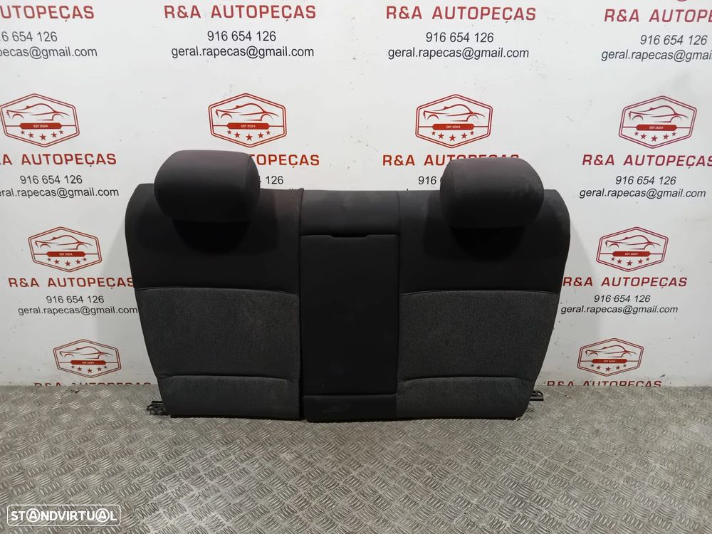 Conjunto de Bancos BMW Série 3 E92 em Tecido Original - 16