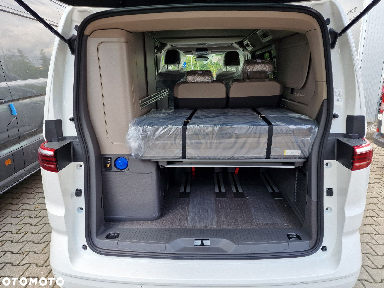 Volkswagen California - 9