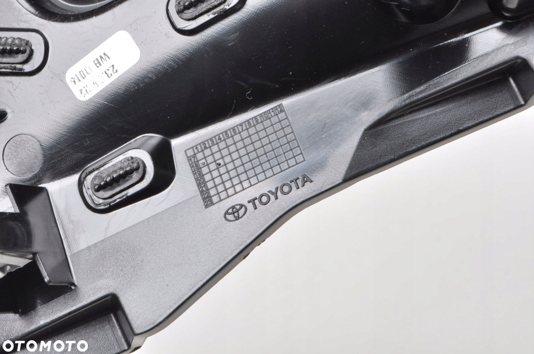 TOYOTA SUPRA MK5 LISTWA WEWNĘTRZNA DEKOR TUNEL ANGLIK 23R 6826408 - 7