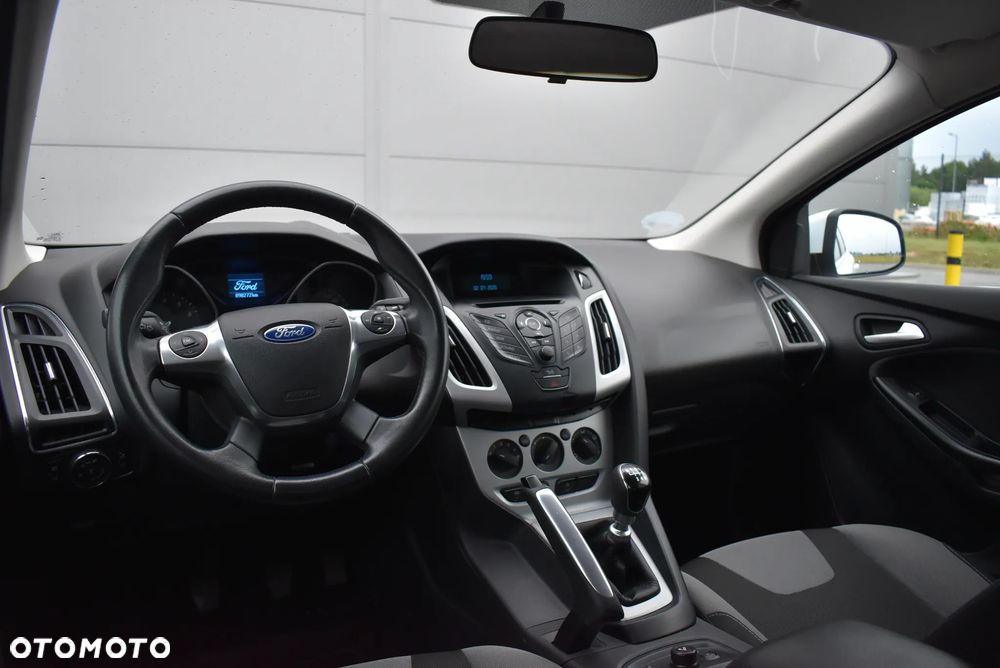 Ford Focus - 11