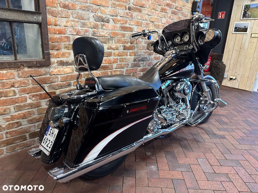 Harley-Davidson Touring Street Glide - 8